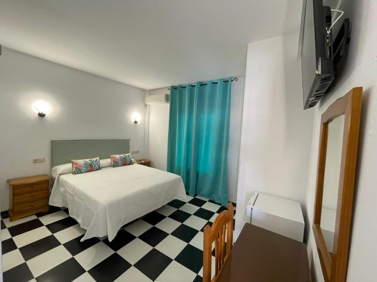 Micaela Charming Hostal Torremolinos Buitenkant foto
