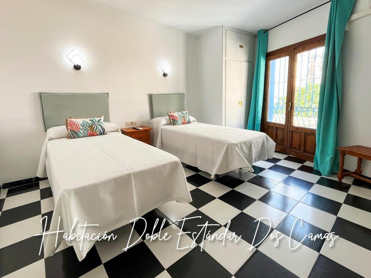 Micaela Charming Hostal Torremolinos Buitenkant foto