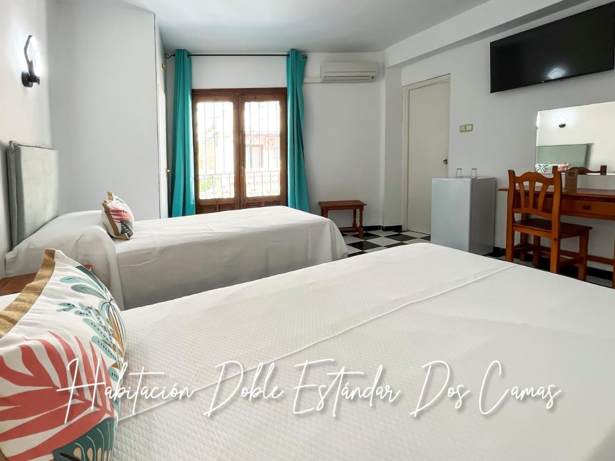 Micaela Charming Hostal Torremolinos Buitenkant foto