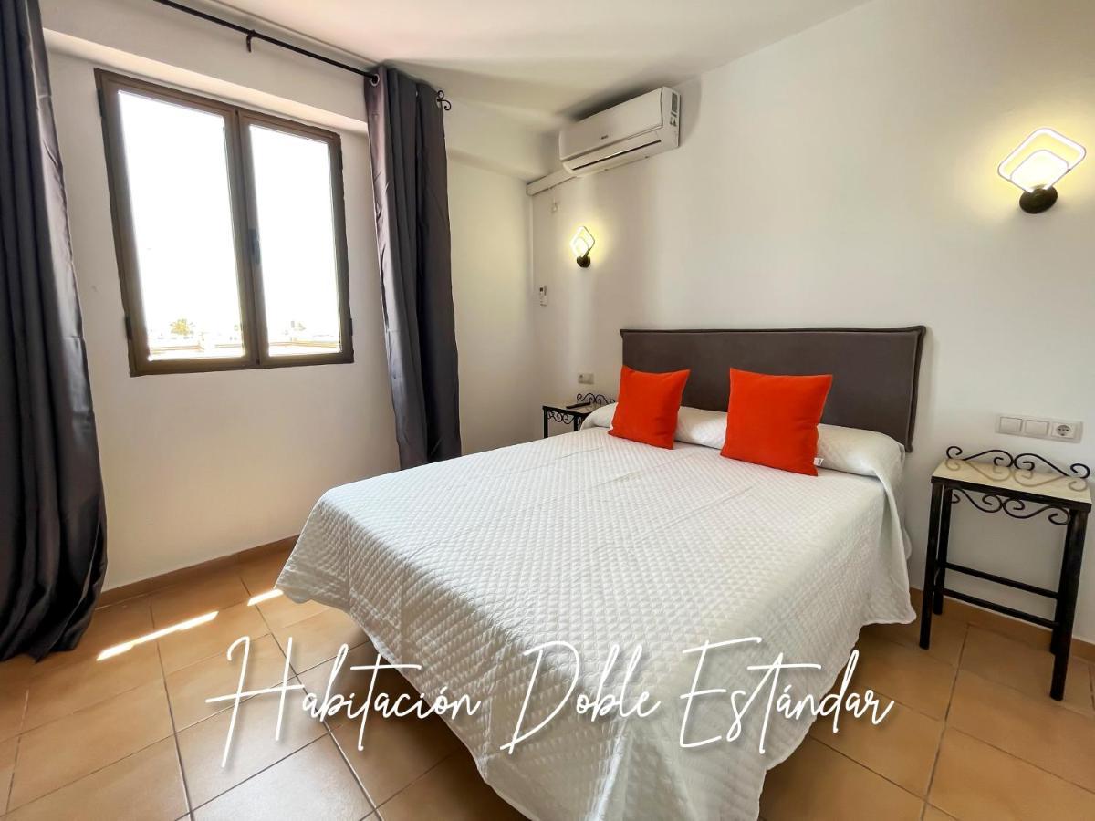 Micaela Charming Hostal Torremolinos Buitenkant foto