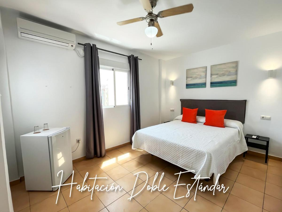 Micaela Charming Hostal Torremolinos Buitenkant foto