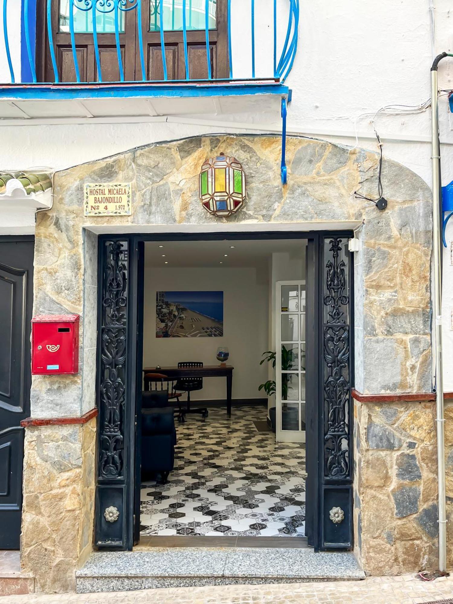 Micaela Charming Hostal Torremolinos Buitenkant foto