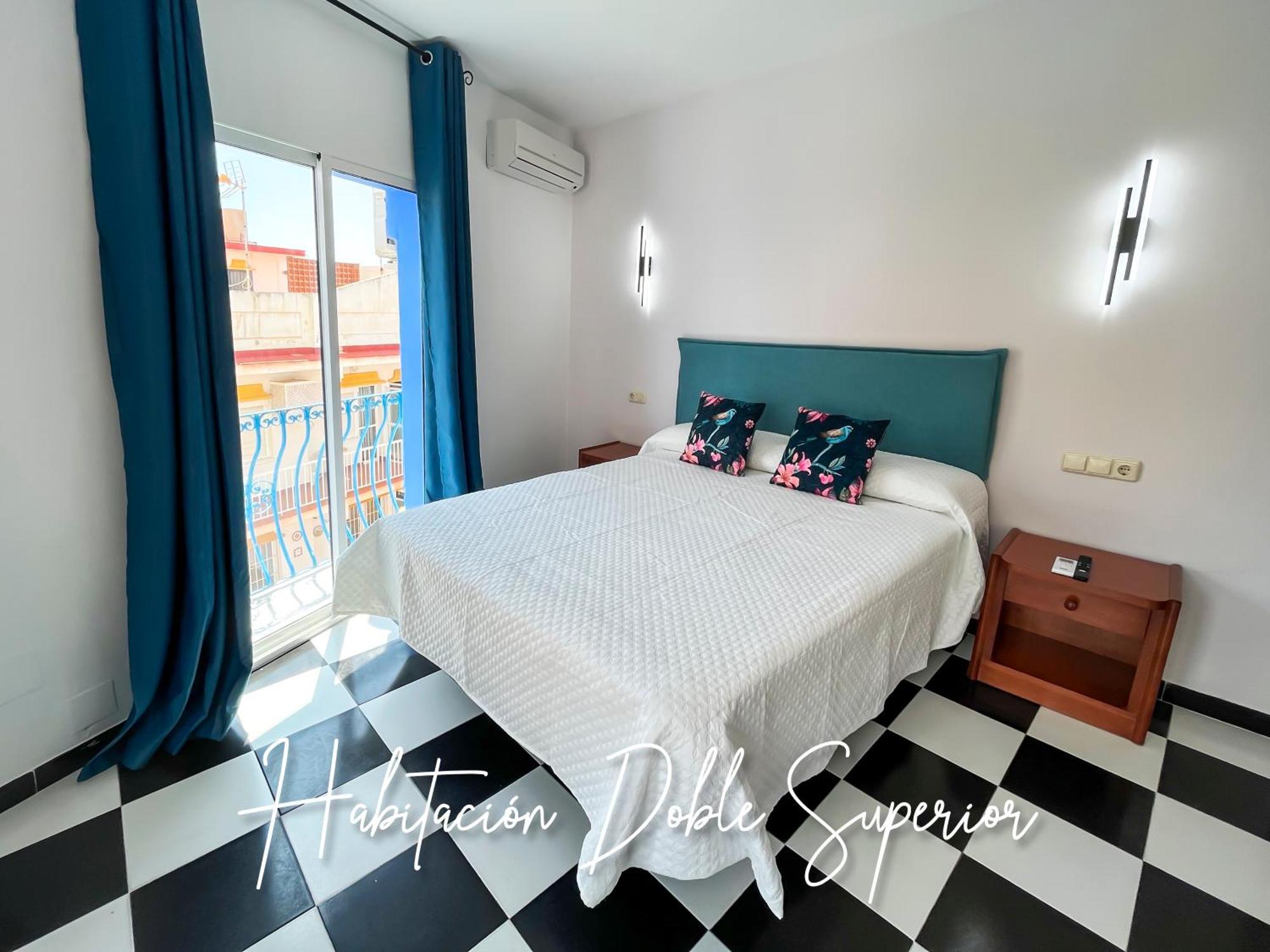 Micaela Charming Hostal Torremolinos Buitenkant foto