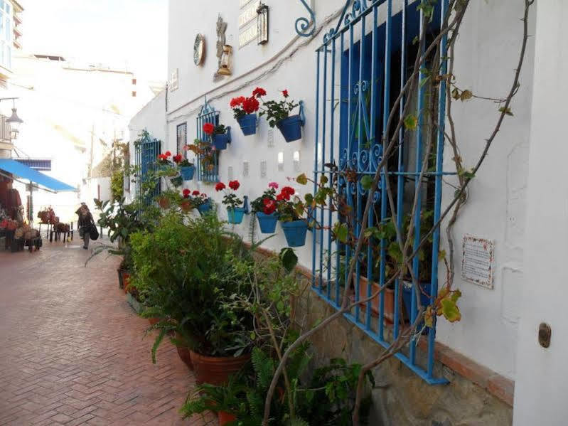 Micaela Charming Hostal Torremolinos Buitenkant foto